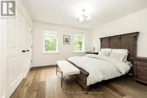 36 Marchbrook Circle Ottawa ON K2W 1A1