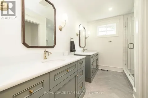36 Marchbrook Circle Ottawa ON K2W 1A1