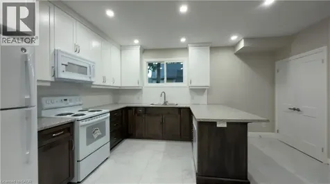 18 Miehm Place Kitchener ON N2H 2K9