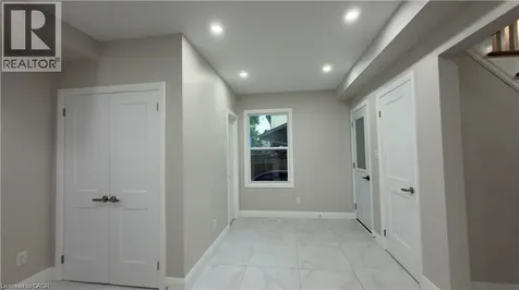 18 Miehm Place Kitchener ON N2H 2K9
