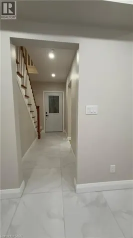 18 Miehm Place Kitchener ON N2H 2K9
