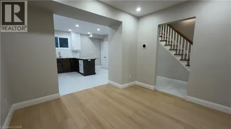 18 Miehm Place Kitchener ON N2H 2K9