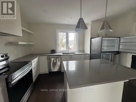 9 Gwynne Avenue Ottawa ON K1Y 1X1