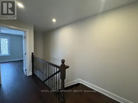 9 Gwynne Avenue Ottawa ON K1Y 1X1