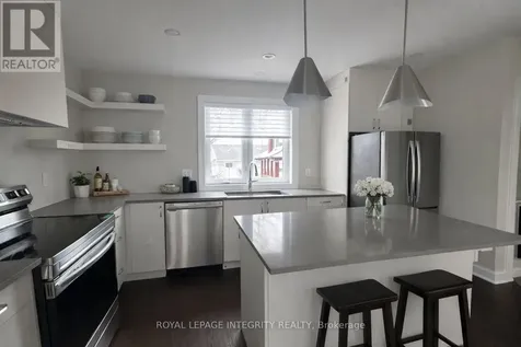 9 Gwynne Avenue Ottawa ON K1Y 1X1