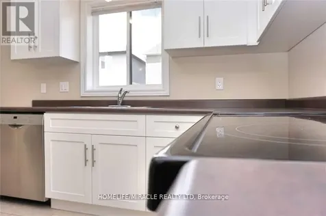 11 Sandybay Avenue Kitchener ON N2A 0H7