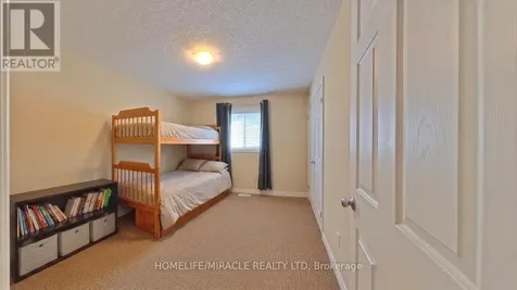 11 Sandybay Avenue Kitchener ON N2A 0H7