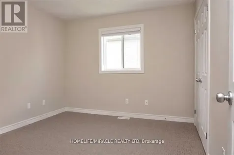 11 Sandybay Avenue Kitchener ON N2A 0H7