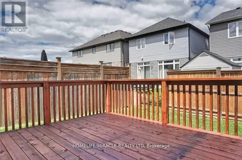 11 Sandybay Avenue Kitchener ON N2A 0H7