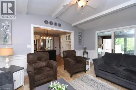 24 Shaw Street Caledonia ON N3W 1K2