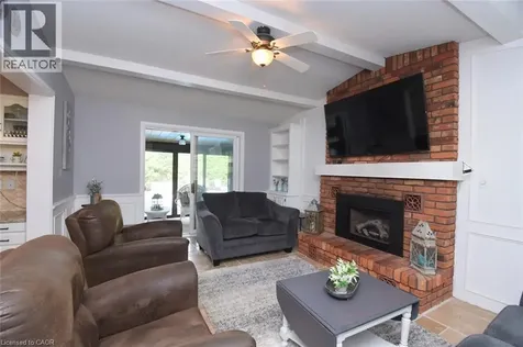 24 Shaw Street Caledonia ON N3W 1K2