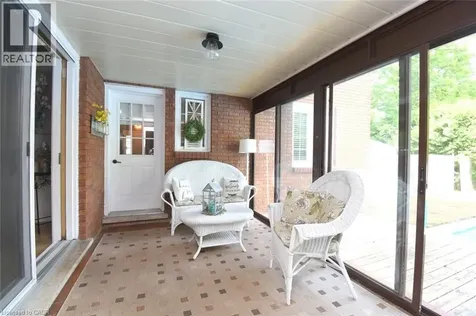 24 Shaw Street Caledonia ON N3W 1K2