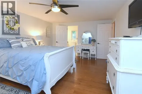 24 Shaw Street Caledonia ON N3W 1K2