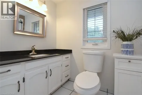 24 Shaw Street Caledonia ON N3W 1K2