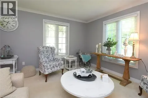 24 Shaw Street Caledonia ON N3W 1K2