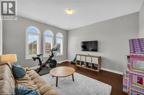 103 Macbean Crescent Waterdown ON L8B 0S4