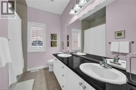 103 Macbean Crescent Waterdown ON L8B 0S4