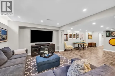103 Macbean Crescent Waterdown ON L8B 0S4