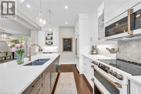 103 Macbean Crescent Waterdown ON L8B 0S4