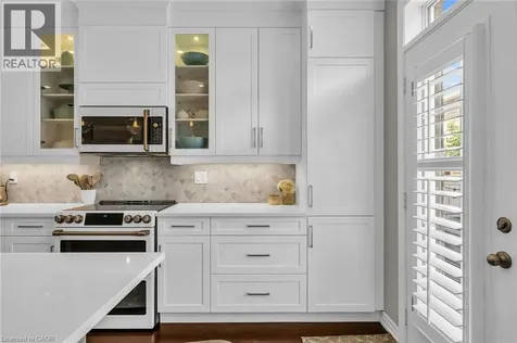 103 Macbean Crescent Waterdown ON L8B 0S4