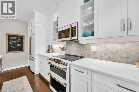 103 Macbean Crescent Waterdown ON L8B 0S4