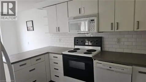 58 Belwood Crescent Kitchener ON N2C 1Z3