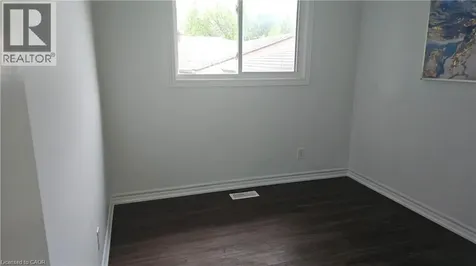 58 Belwood Crescent Kitchener ON N2C 1Z3