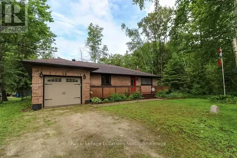 16 Wood Avenue Wasaga Beach ON L9Z 2L3