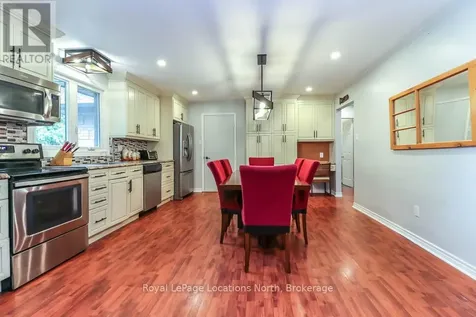 16 Wood Avenue Wasaga Beach ON L9Z 2L3