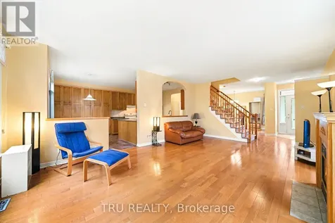 4082 Otter Tail Crescent Ottawa ON K1V 1R3