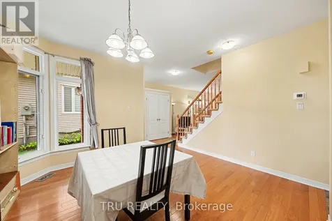 4082 Otter Tail Crescent Ottawa ON K1V 1R3