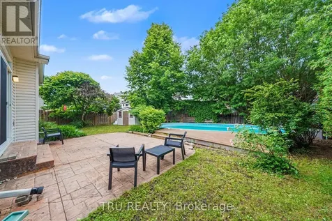 4082 Otter Tail Crescent Ottawa ON K1V 1R3