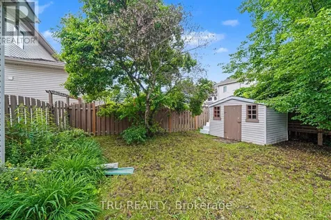 4082 Otter Tail Crescent Ottawa ON K1V 1R3