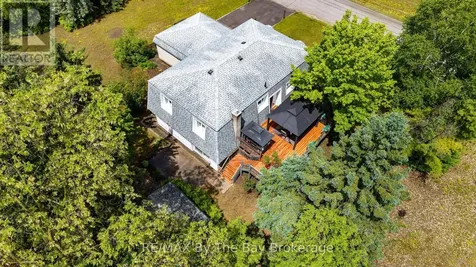 93 Frederick Dr S/s Drive Wasaga Beach ON L9Z 1P1