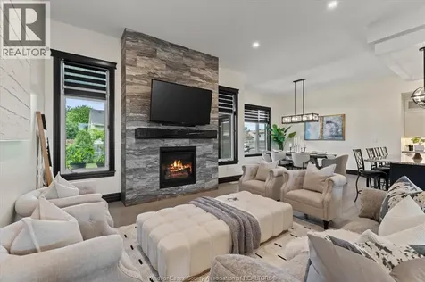 227 Meadowview Amherstburg ON N9V 2Y9