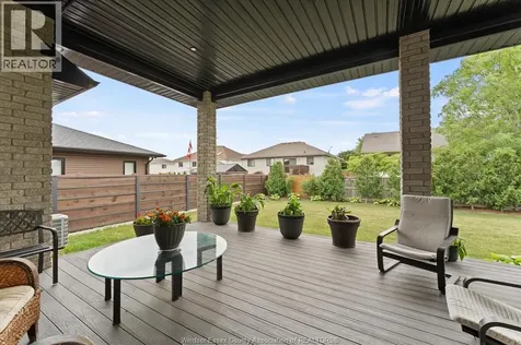 227 Meadowview Amherstburg ON N9V 2Y9