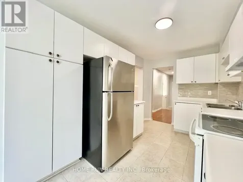 126 Daventry Crescent Ottawa ON K2J 4M7