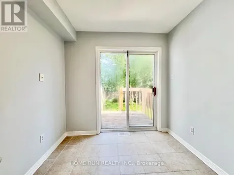 126 Daventry Crescent Ottawa ON K2J 4M7