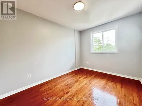 126 Daventry Crescent Ottawa ON K2J 4M7