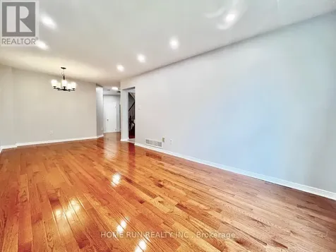 126 Daventry Crescent Ottawa ON K2J 4M7