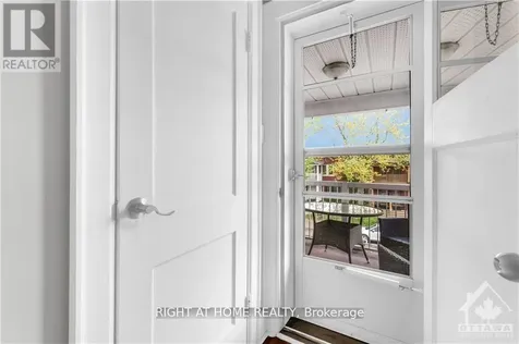 24 Desjardins Avenue Ottawa ON K1N 5N9