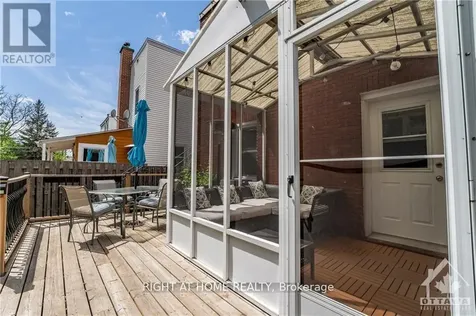 24 Desjardins Avenue Ottawa ON K1N 5N9