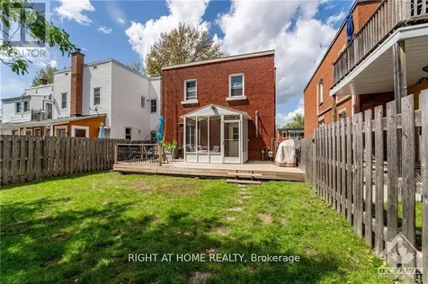 24 Desjardins Avenue Ottawa ON K1N 5N9