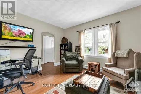 24 Desjardins Avenue Ottawa ON K1N 5N9