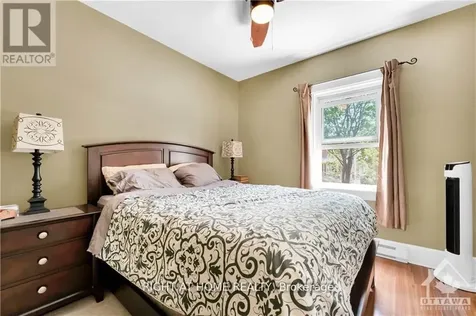24 Desjardins Avenue Ottawa ON K1N 5N9