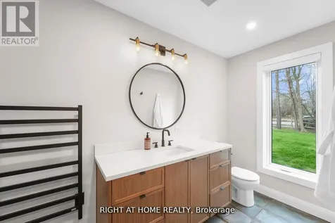 17083 Warden Avenue Whitchurch-stouffville ON L4A 2W1