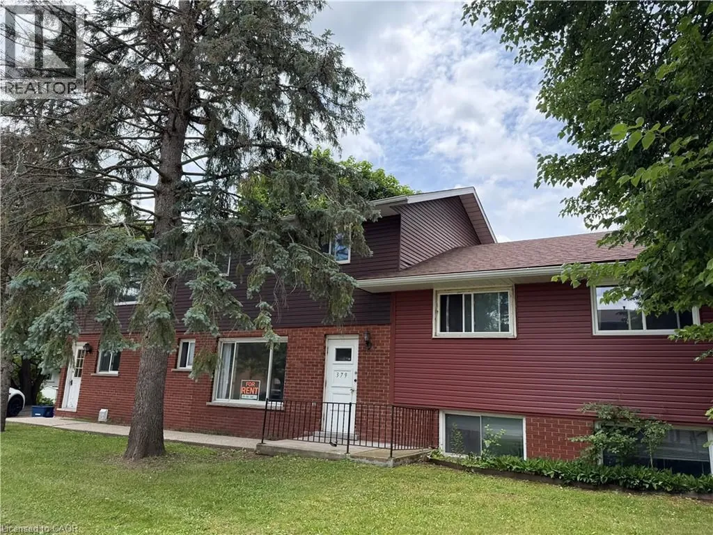 379 Holly Street Waterloo ON N2L 4G5