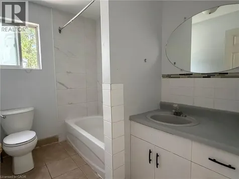 379 Holly Street Waterloo ON N2L 4G5