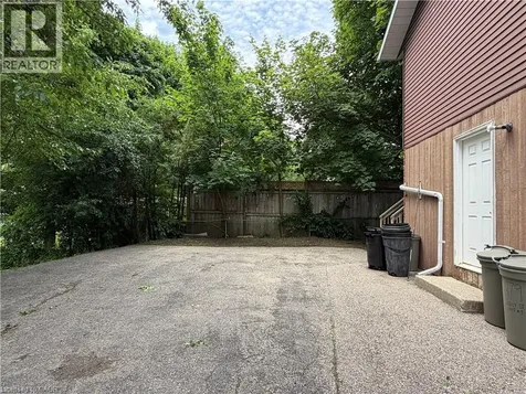 379 Holly Street Waterloo ON N2L 4G5