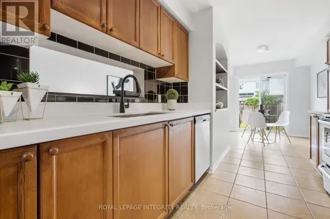 92 Inverkip Avenue Ottawa ON K1T 4C3